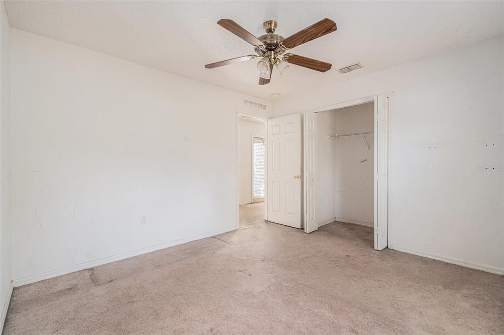 For Sale: $269,950 (3 beds, 2 baths, 2027 Square Feet)