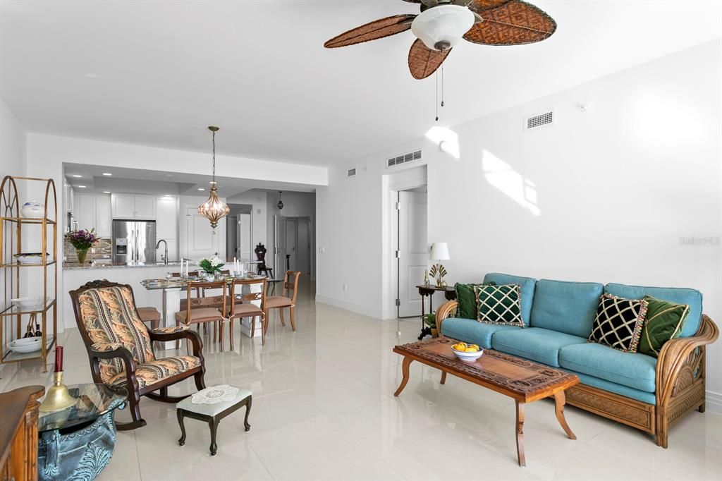 For Sale: $995,000 (2 beds, 2 baths, 1711 Square Feet)