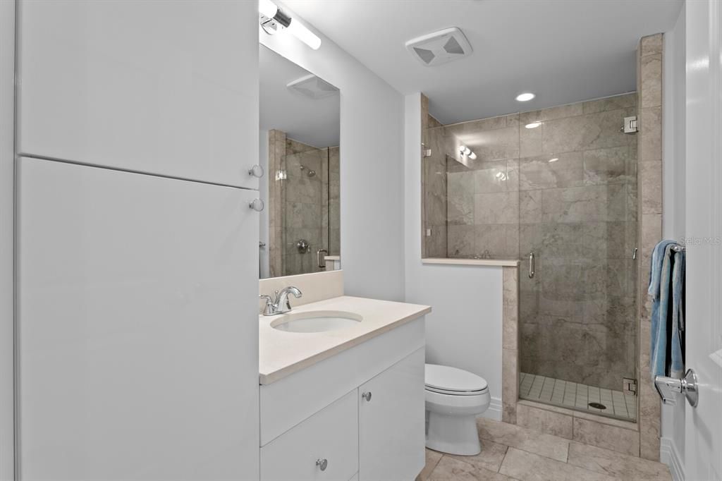 For Sale: $995,000 (2 beds, 2 baths, 1711 Square Feet)