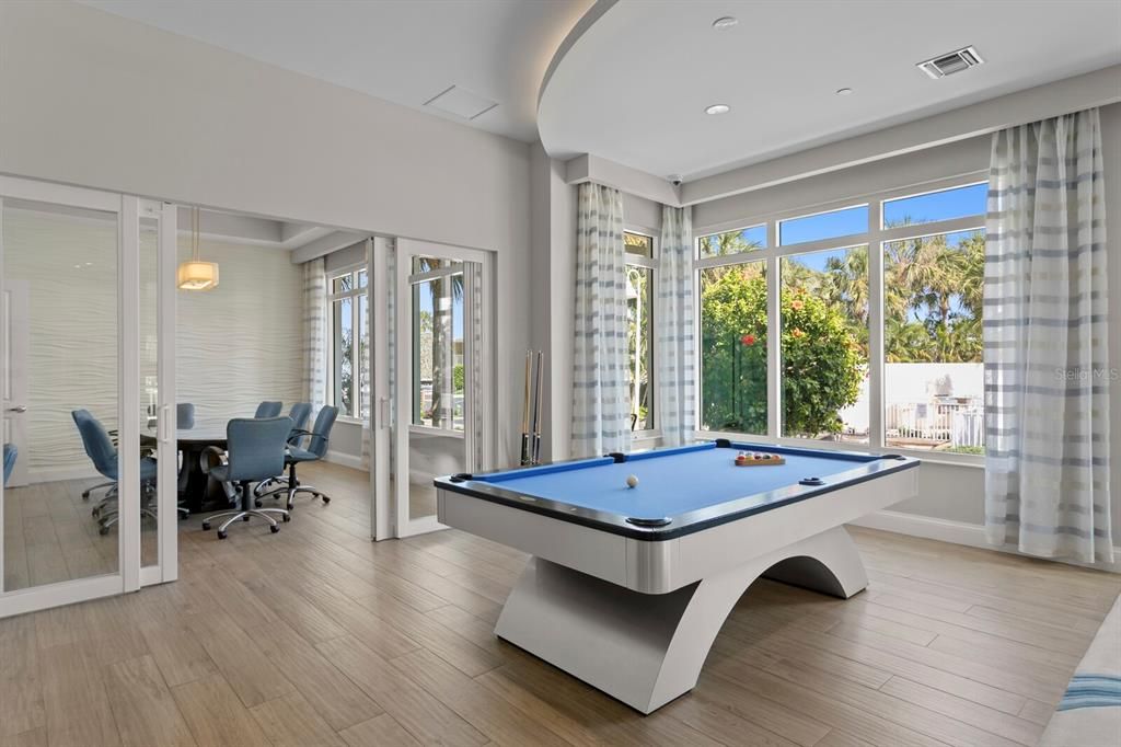 For Sale: $995,000 (2 beds, 2 baths, 1711 Square Feet)