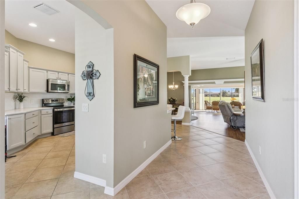 На продажу: $875,000 (3 спален, 2 ванн, 1956 Квадратных фут)