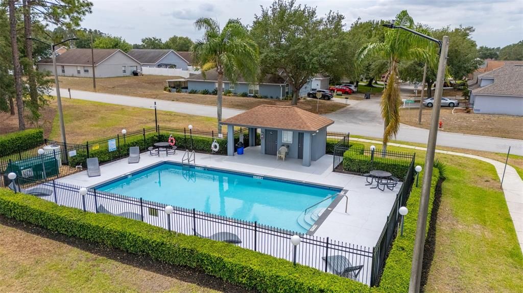 Active With Contract: $365,000 (4 beds, 2 baths, 1677 Square Feet)