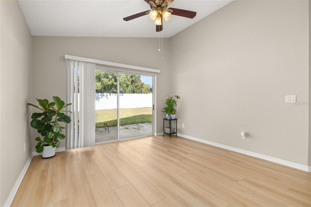 Active With Contract: $365,000 (4 beds, 2 baths, 1677 Square Feet)