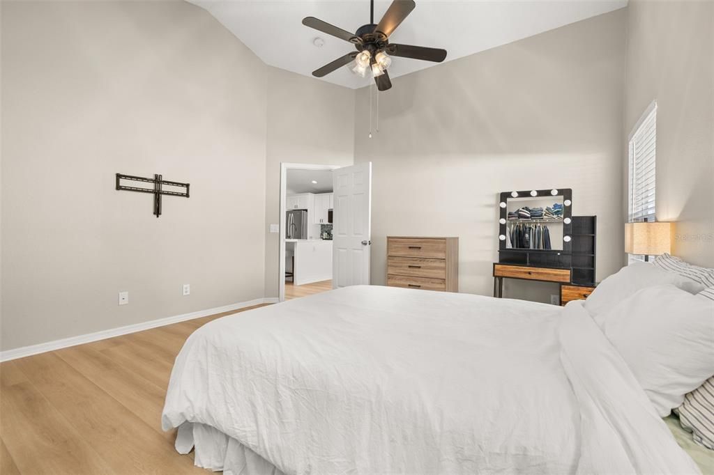 Active With Contract: $365,000 (4 beds, 2 baths, 1677 Square Feet)