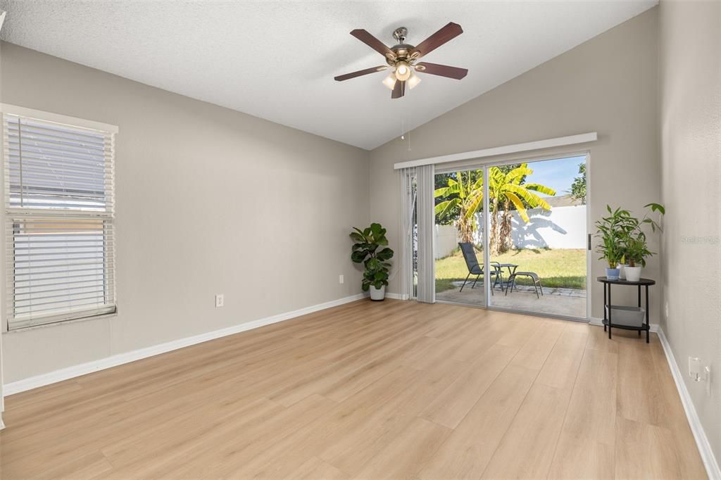 Active With Contract: $365,000 (4 beds, 2 baths, 1677 Square Feet)