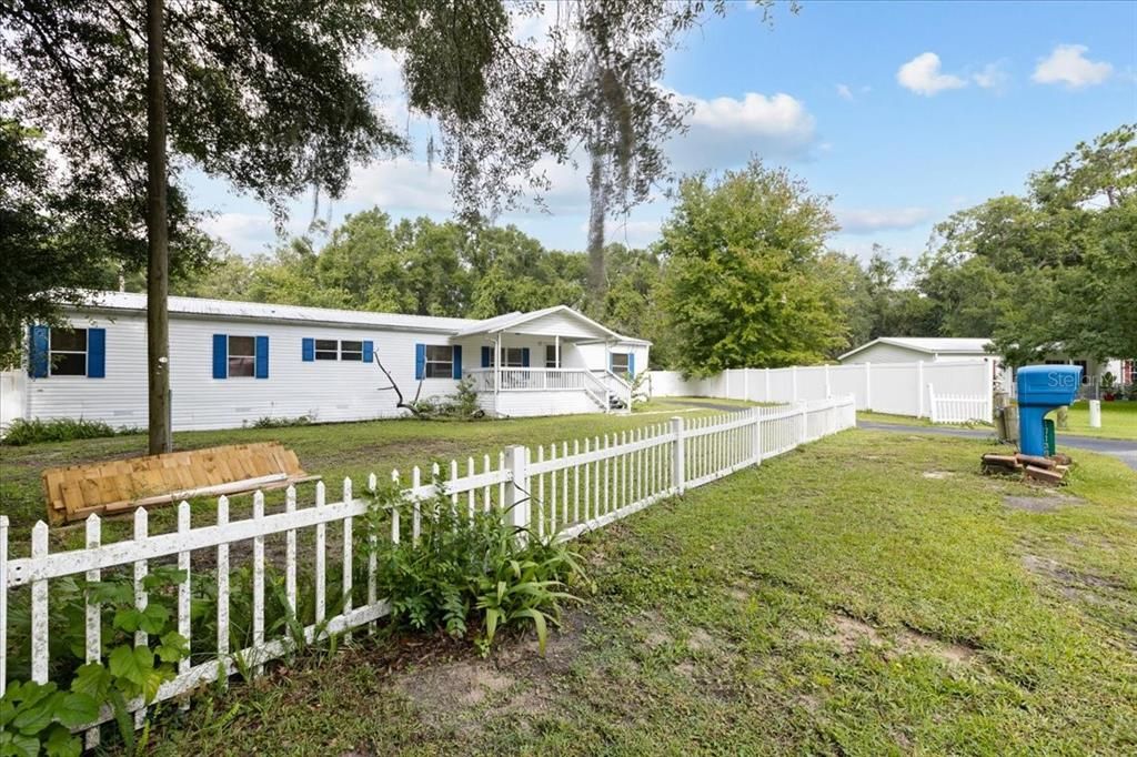 待售: $254,900 (4 贝兹, 2 浴室, 2356 平方英尺)