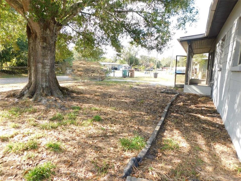 For Sale: $152,500 (3 beds, 1 baths, 1022 Square Feet)