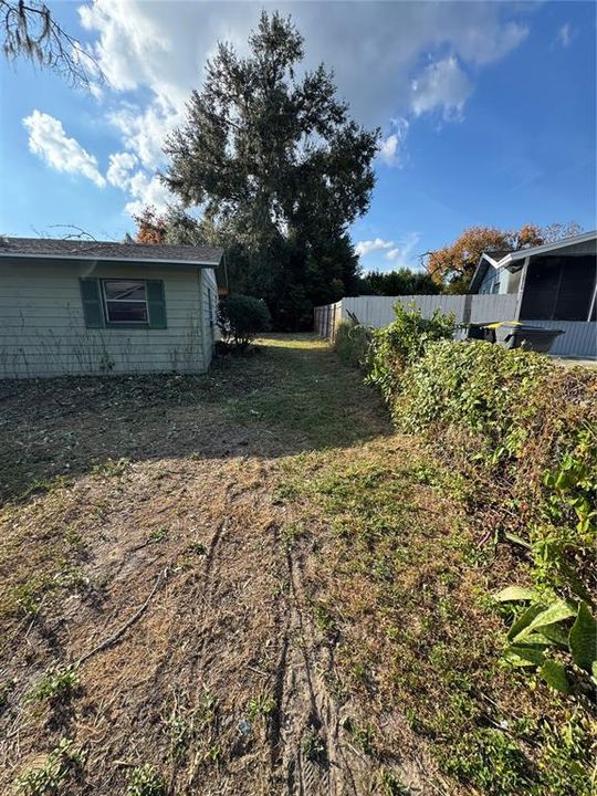 На продажу: $159,900 (3 спален, 1 ванн, 998 Квадратных фут)