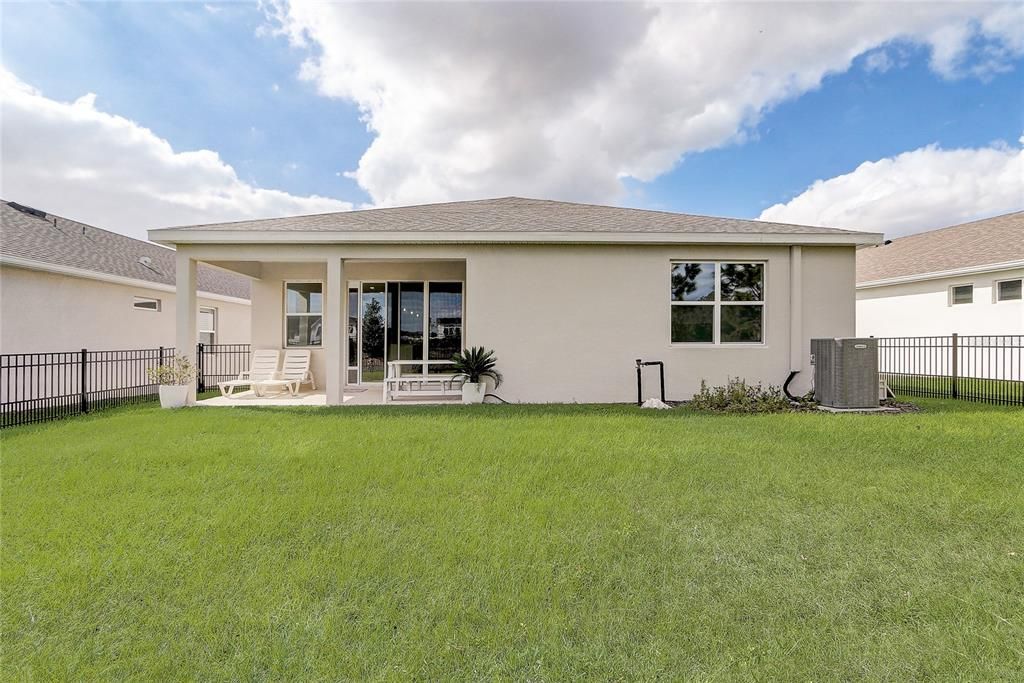 For Sale: $357,990 (3 beds, 2 baths, 1844 Square Feet)