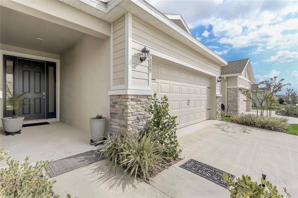 For Sale: $357,990 (3 beds, 2 baths, 1844 Square Feet)