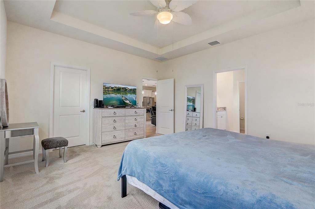 For Sale: $357,990 (3 beds, 2 baths, 1844 Square Feet)