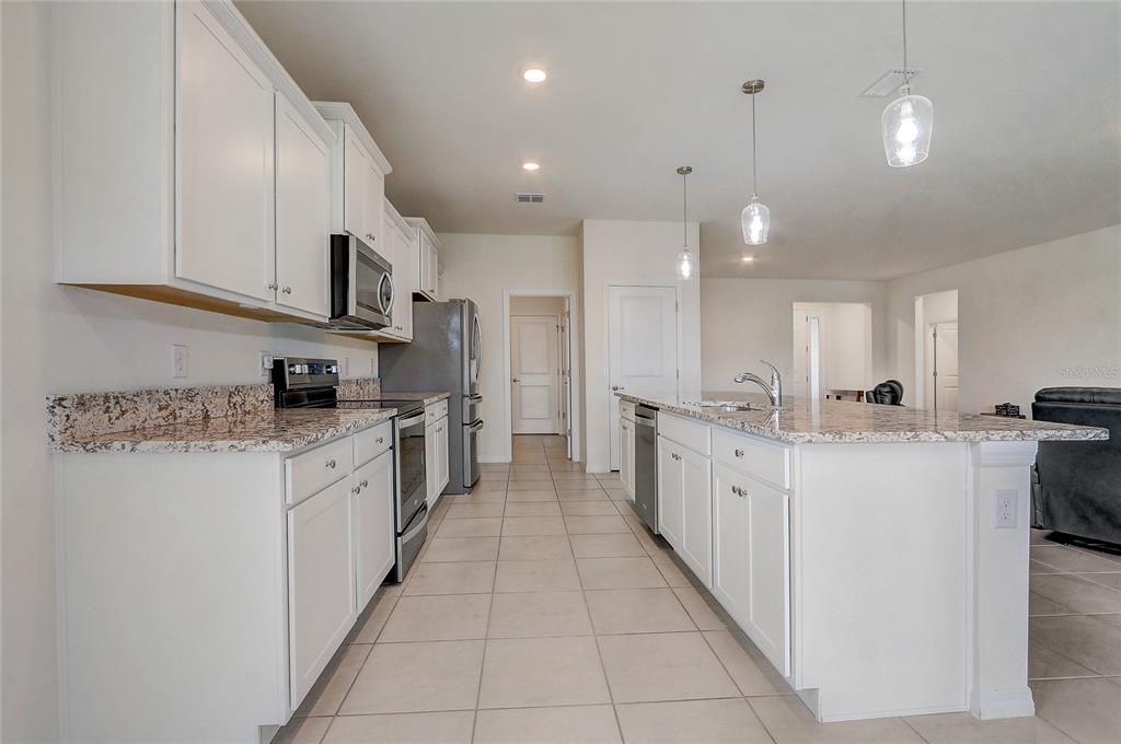For Sale: $357,990 (3 beds, 2 baths, 1844 Square Feet)
