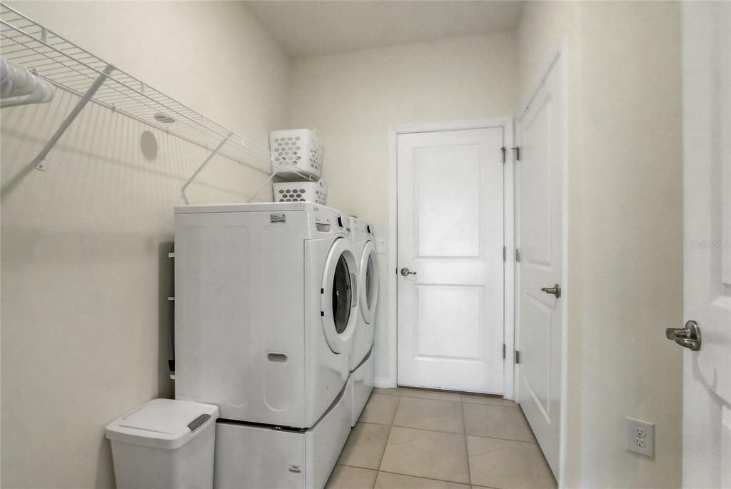 For Sale: $357,990 (3 beds, 2 baths, 1844 Square Feet)