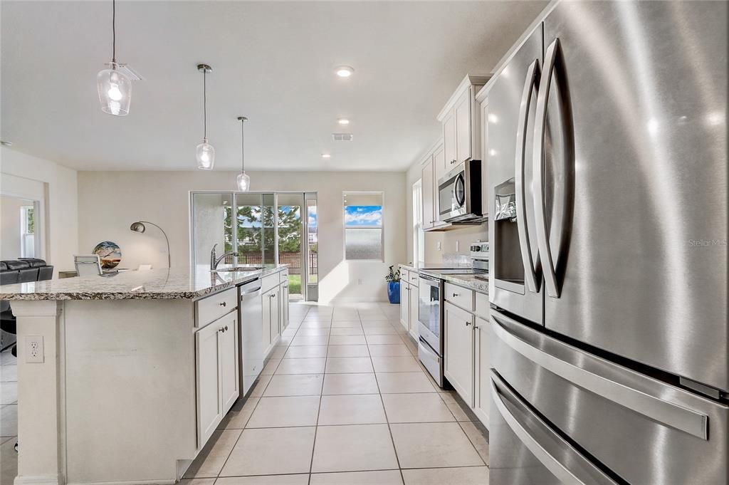 For Sale: $357,990 (3 beds, 2 baths, 1844 Square Feet)