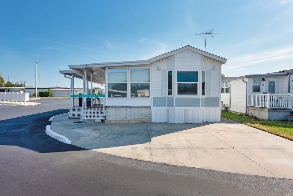 待售: $65,000 (1 贝兹, 1 浴室, 432 平方英尺)