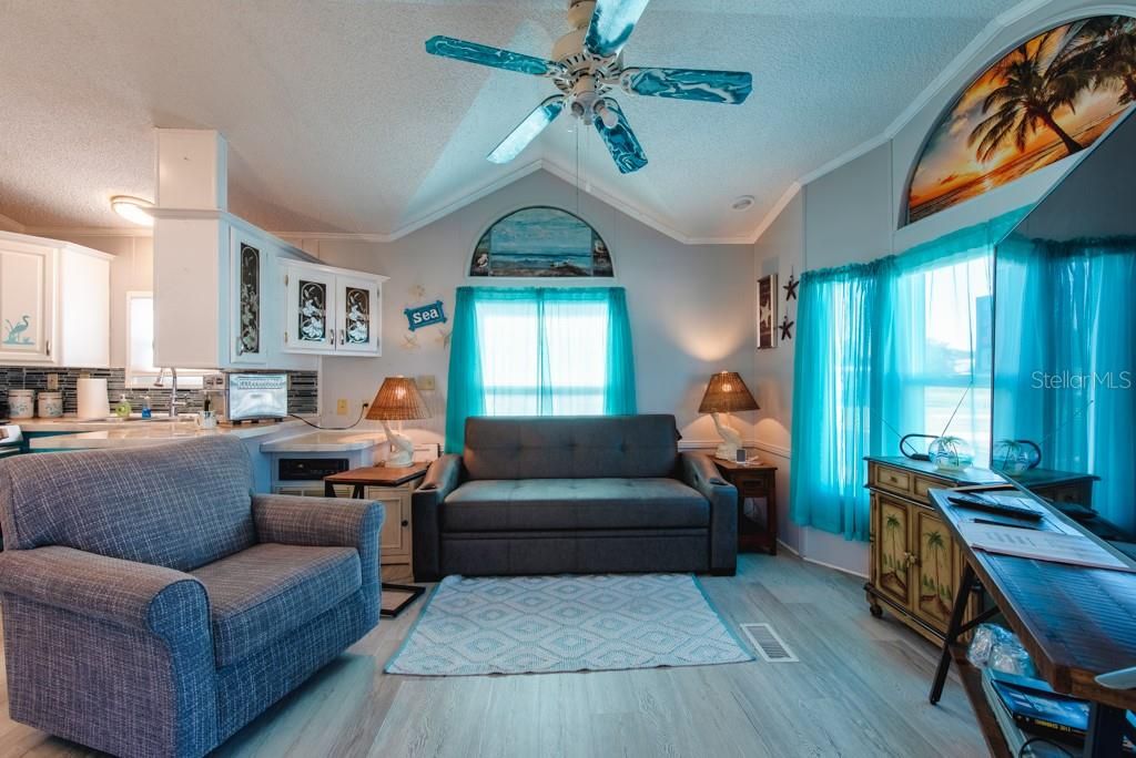 待售: $65,000 (1 贝兹, 1 浴室, 432 平方英尺)