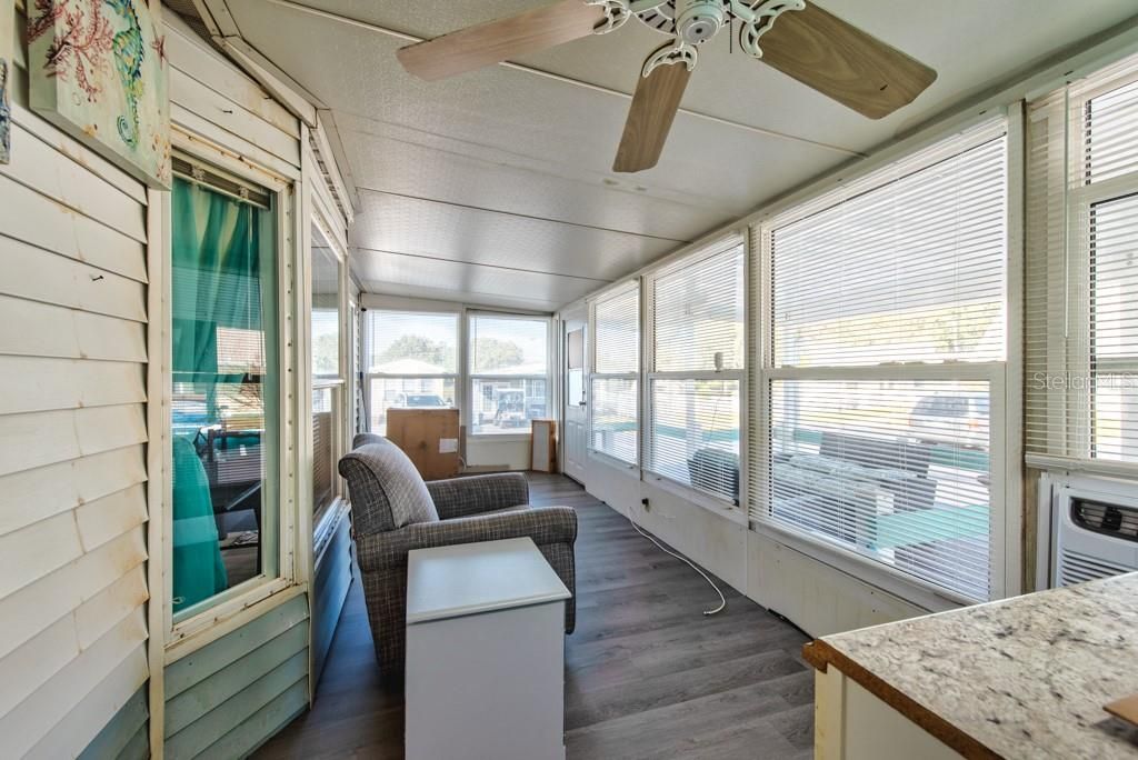 待售: $65,000 (1 贝兹, 1 浴室, 432 平方英尺)