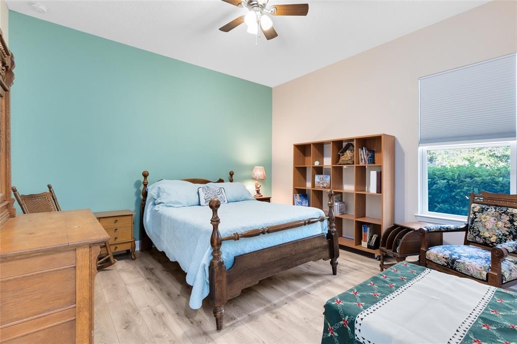 В аренду: $4,000 (5 спален, 3 ванн, 3599 Квадратных фут)