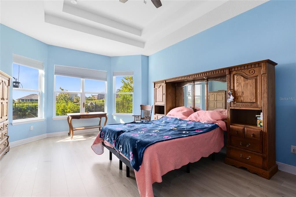 В аренду: $4,000 (5 спален, 3 ванн, 3599 Квадратных фут)