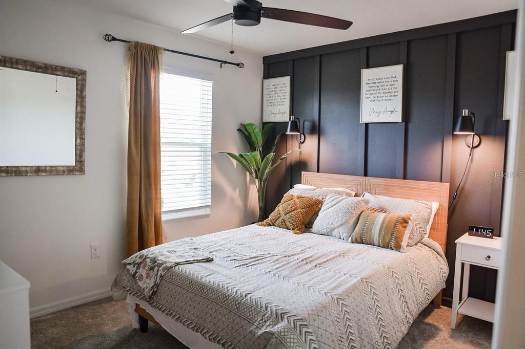 En Venta: $359,900 (3 camas, 3 baños, 1479 Pies cuadrados)