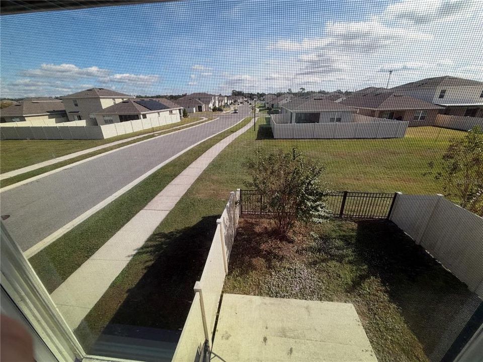 En Venta: $359,900 (3 camas, 3 baños, 1479 Pies cuadrados)