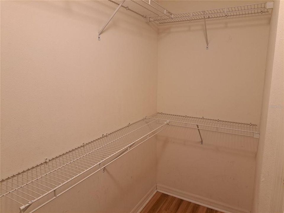 En Venta: $240,000 (3 camas, 2 baños, 1320 Pies cuadrados)