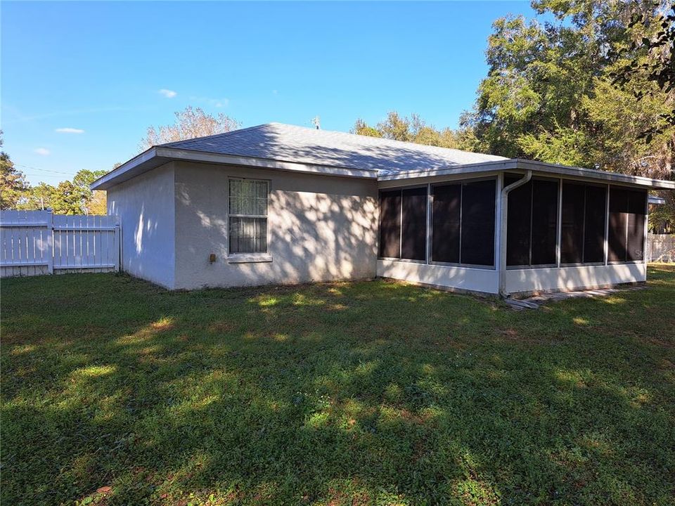 En Venta: $240,000 (3 camas, 2 baños, 1320 Pies cuadrados)