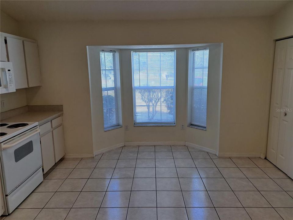 En Venta: $240,000 (3 camas, 2 baños, 1320 Pies cuadrados)