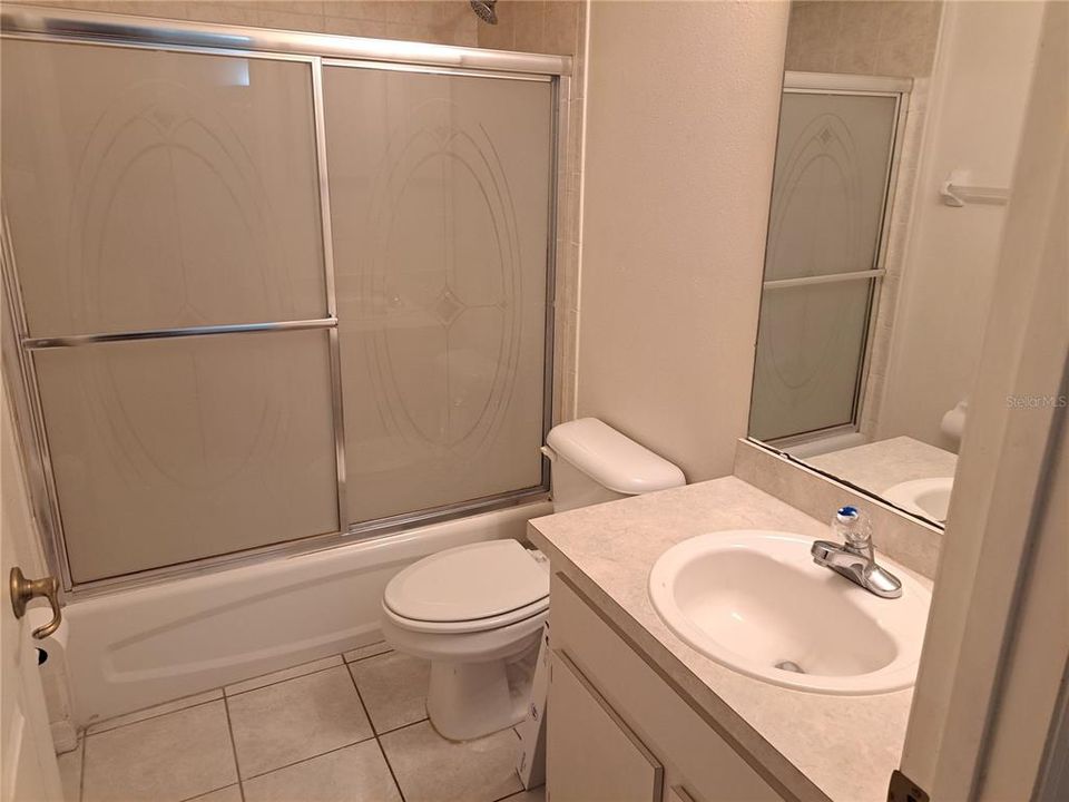 En Venta: $240,000 (3 camas, 2 baños, 1320 Pies cuadrados)