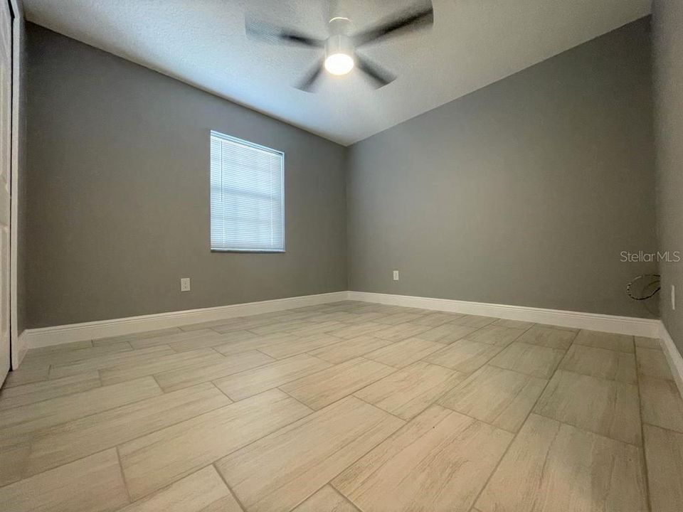 For Rent: $1,800 (2 beds, 1 baths, 840 Square Feet)