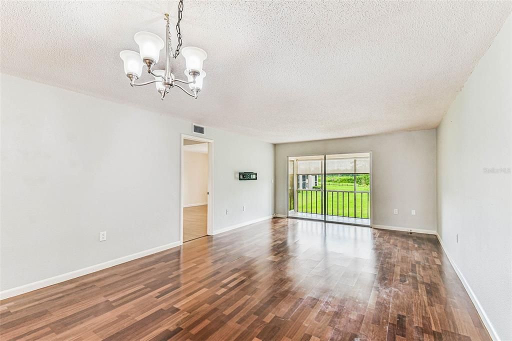 For Rent: $1,695 (2 beds, 2 baths, 1094 Square Feet)