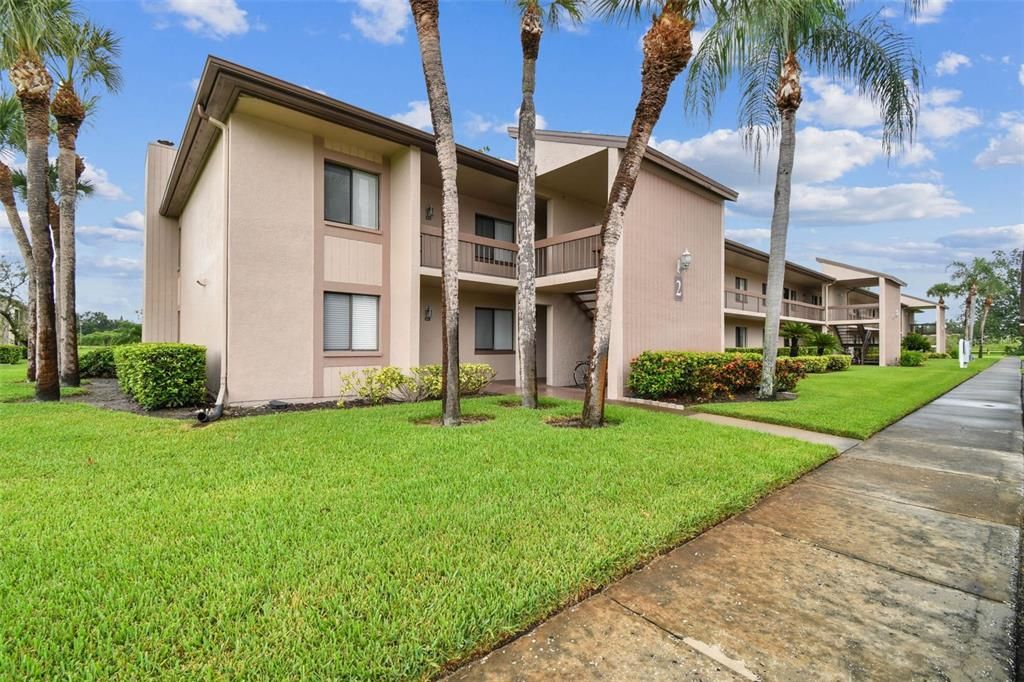 For Rent: $1,695 (2 beds, 2 baths, 1094 Square Feet)