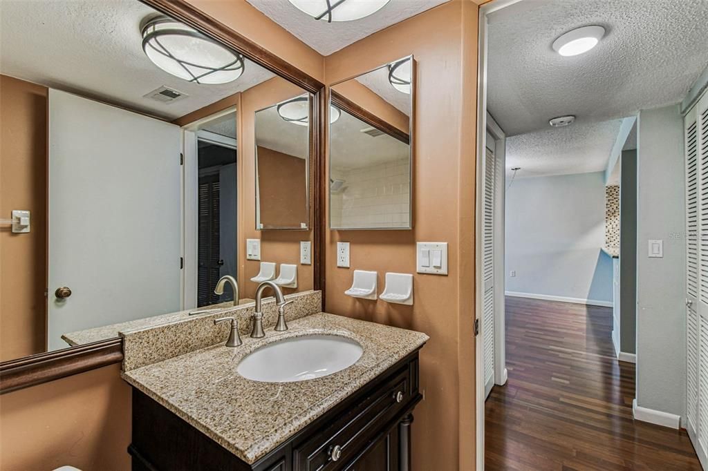 For Rent: $1,695 (2 beds, 2 baths, 1094 Square Feet)