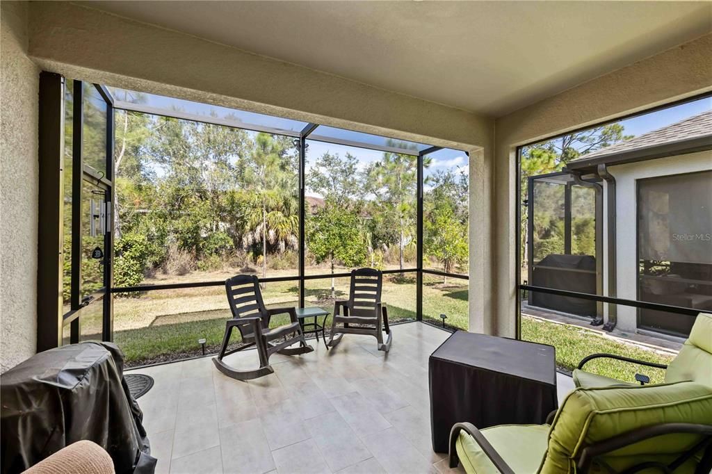 For Sale: $404,700 (2 beds, 2 baths, 1627 Square Feet)