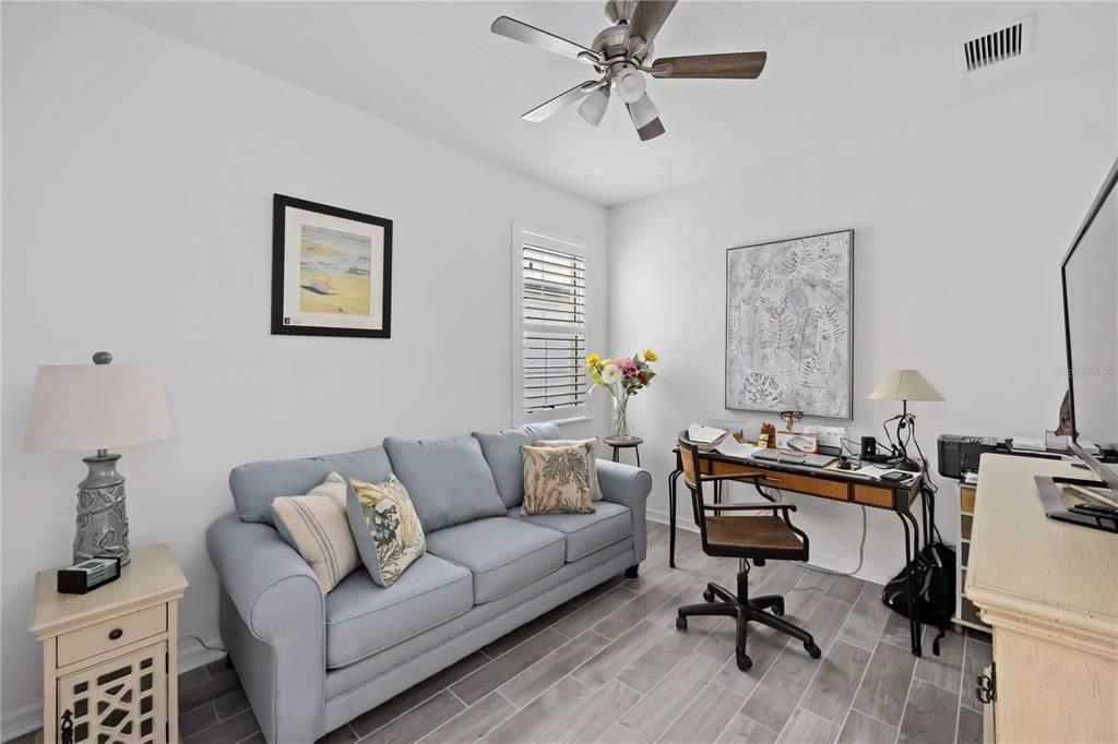 For Sale: $404,700 (2 beds, 2 baths, 1627 Square Feet)