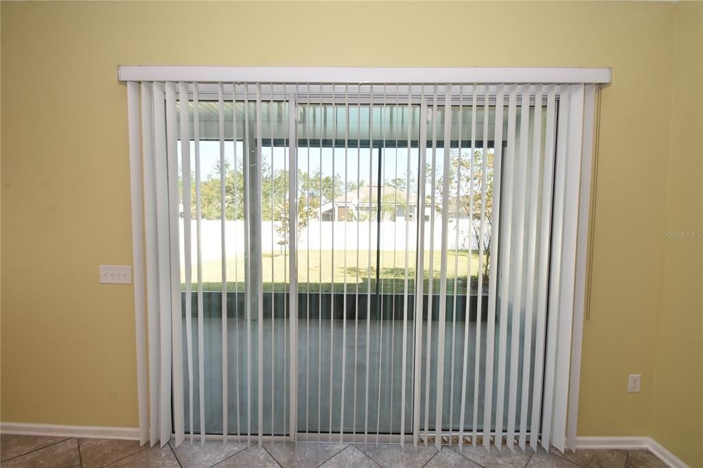 For Sale: $385,000 (3 beds, 2 baths, 2041 Square Feet)