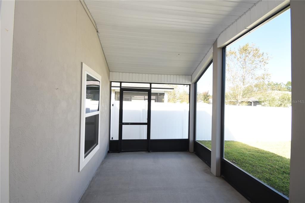 For Sale: $385,000 (3 beds, 2 baths, 2041 Square Feet)