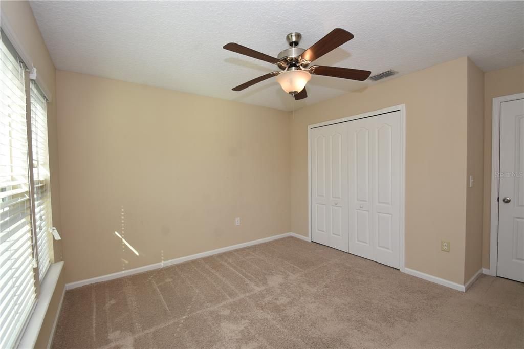 For Sale: $385,000 (3 beds, 2 baths, 2041 Square Feet)