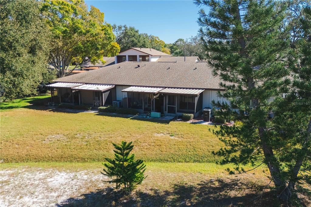 На продажу: $147,900 (1 спален, 1 ванн, 593 Квадратных фут)