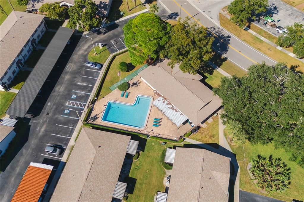 На продажу: $147,900 (1 спален, 1 ванн, 593 Квадратных фут)