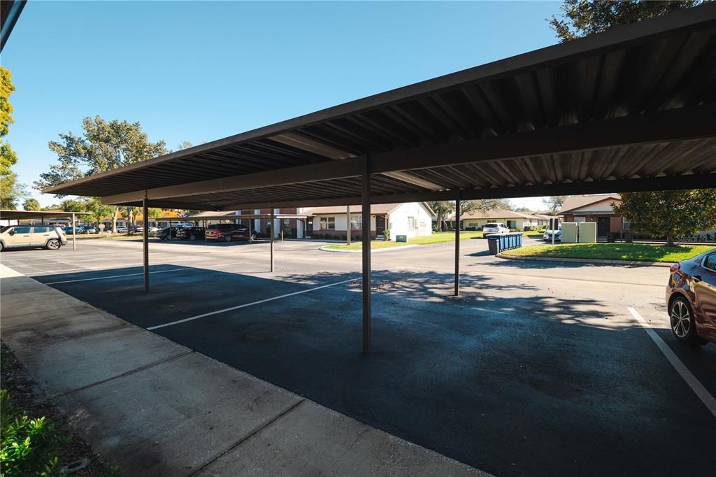 На продажу: $147,900 (1 спален, 1 ванн, 593 Квадратных фут)