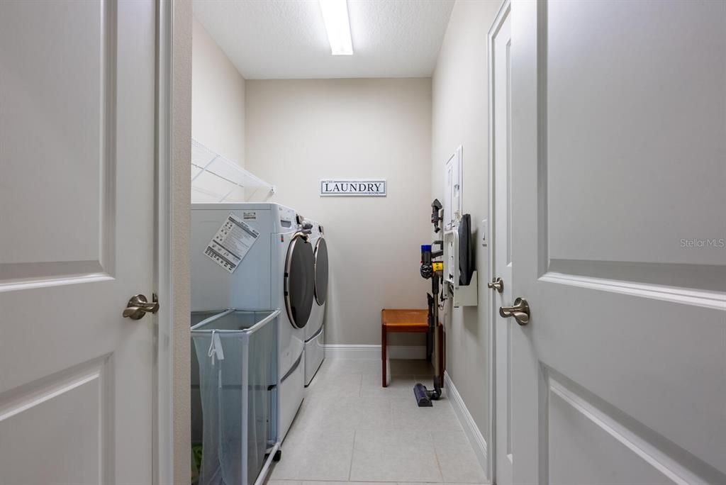 На продажу: $624,900 (2 спален, 2 ванн, 1843 Квадратных фут)