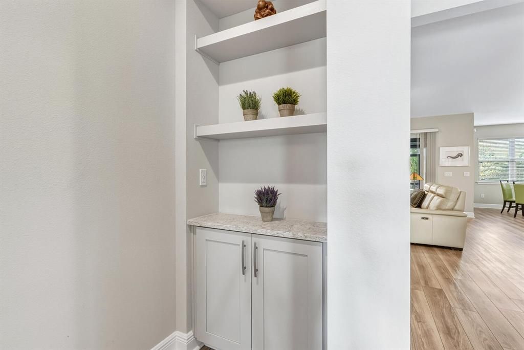 На продажу: $624,900 (2 спален, 2 ванн, 1843 Квадратных фут)