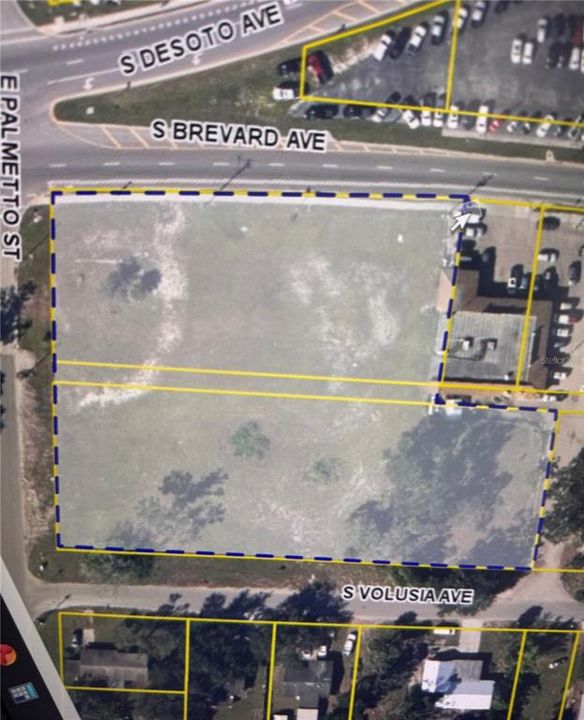 待售: $850,000 (2.26 acres)