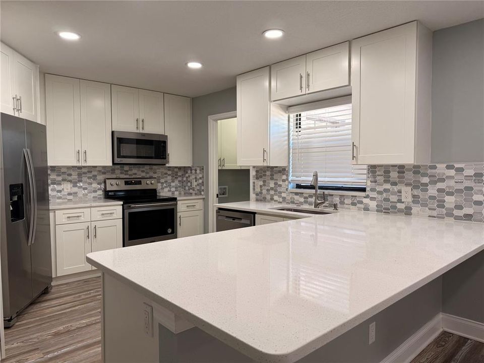 For Sale: $460,000 (4 beds, 2 baths, 1882 Square Feet)