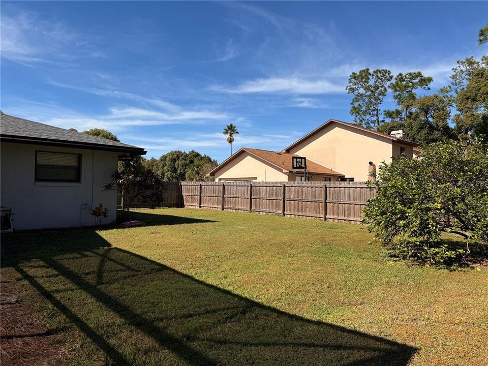 For Sale: $460,000 (4 beds, 2 baths, 1882 Square Feet)