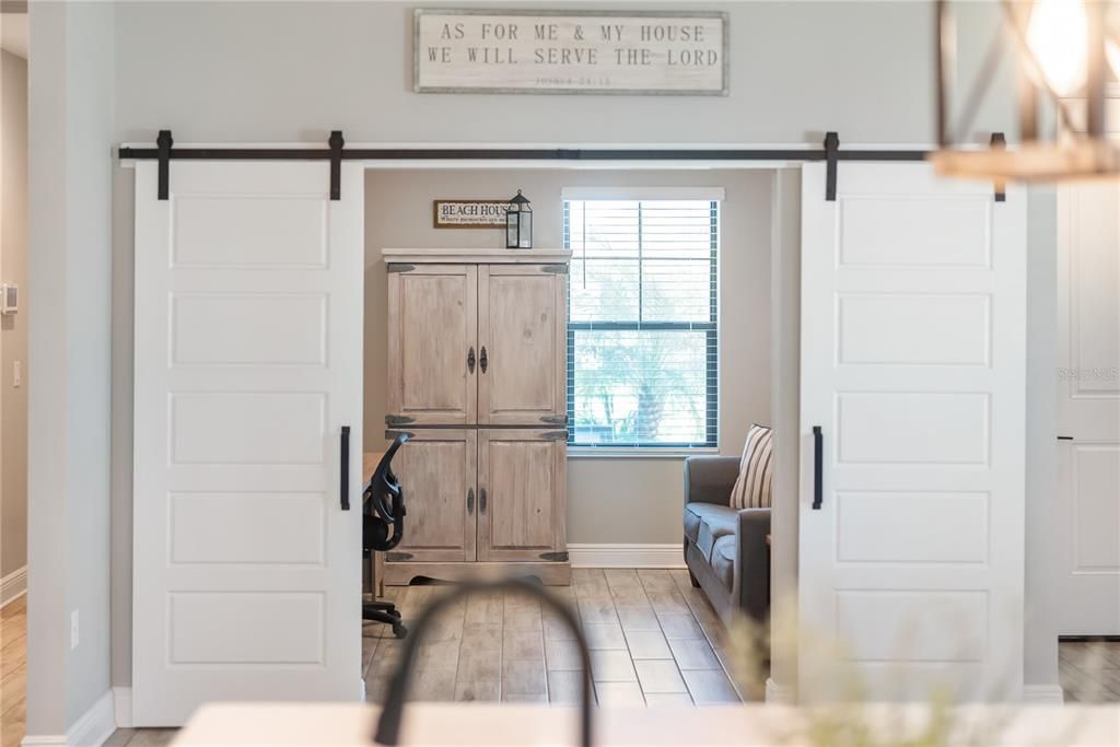 待售: $410,000 (2 贝兹, 2 浴室, 1641 平方英尺)