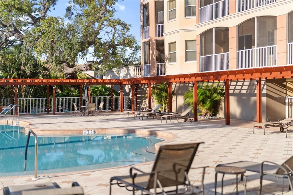 待售: $660,000 (4 贝兹, 3 浴室, 1745 平方英尺)