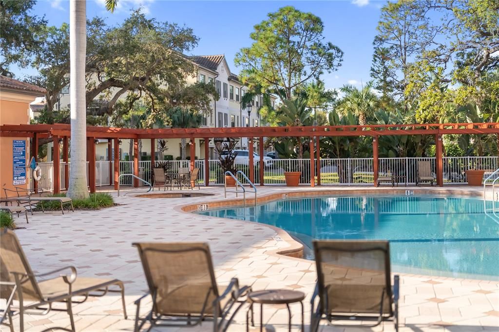 待售: $660,000 (4 贝兹, 3 浴室, 1745 平方英尺)