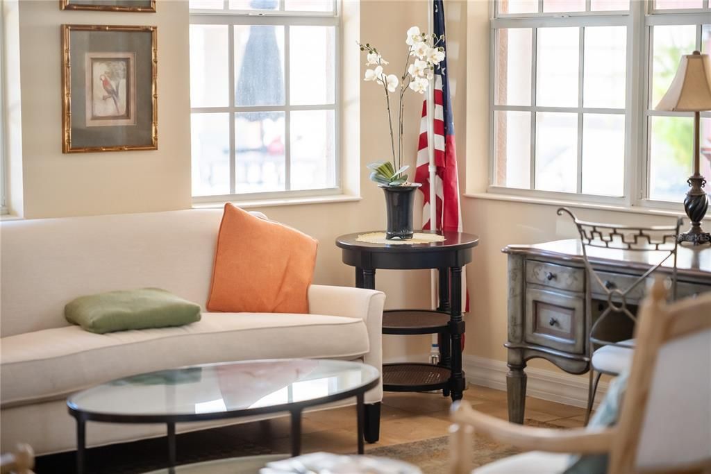 待售: $660,000 (4 贝兹, 3 浴室, 1745 平方英尺)